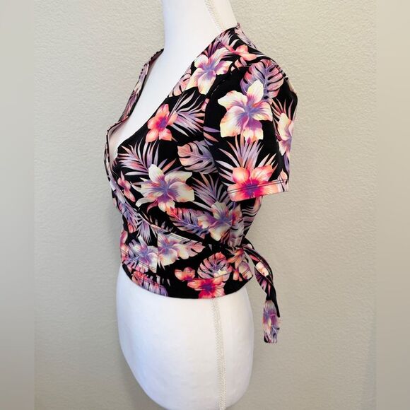 Victorias Secret PINK Floral Wrap Top - Picture 2 of 6